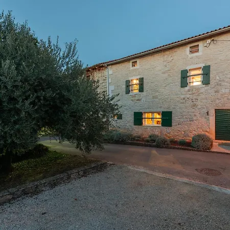 Casa Stifanici Semesterbostad