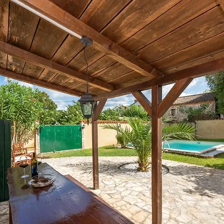 Casa Stifanici * Baderna