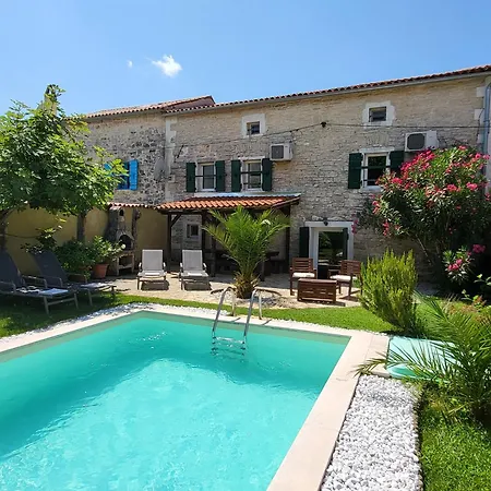 Casa Stifanici * Baderna